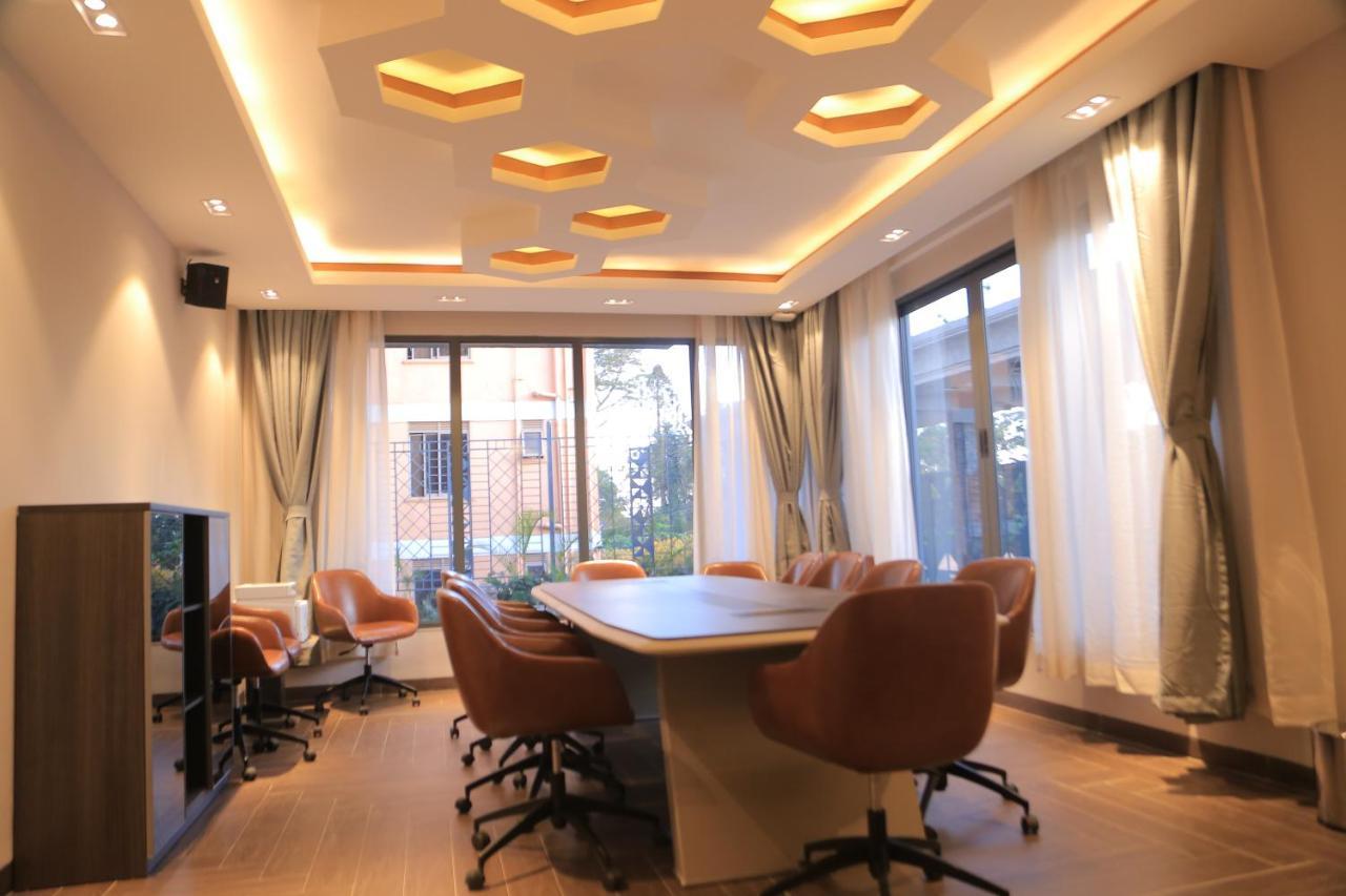 Zara Garden Hotel And Apartments 坎帕拉 外观 照片